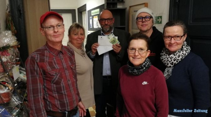 Vinzent Oesterreich, Kathleen Henning, Sven Henning, Dr. Petra Sitte, Andreas Stude, Katrin Gantz (v.l)