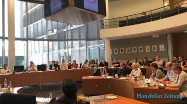 Bundestagsabgeordneten eine Woche über die Schultern schauen: Tag 1 (Enquetekommission, Bildungsausschuss und ein Gast)